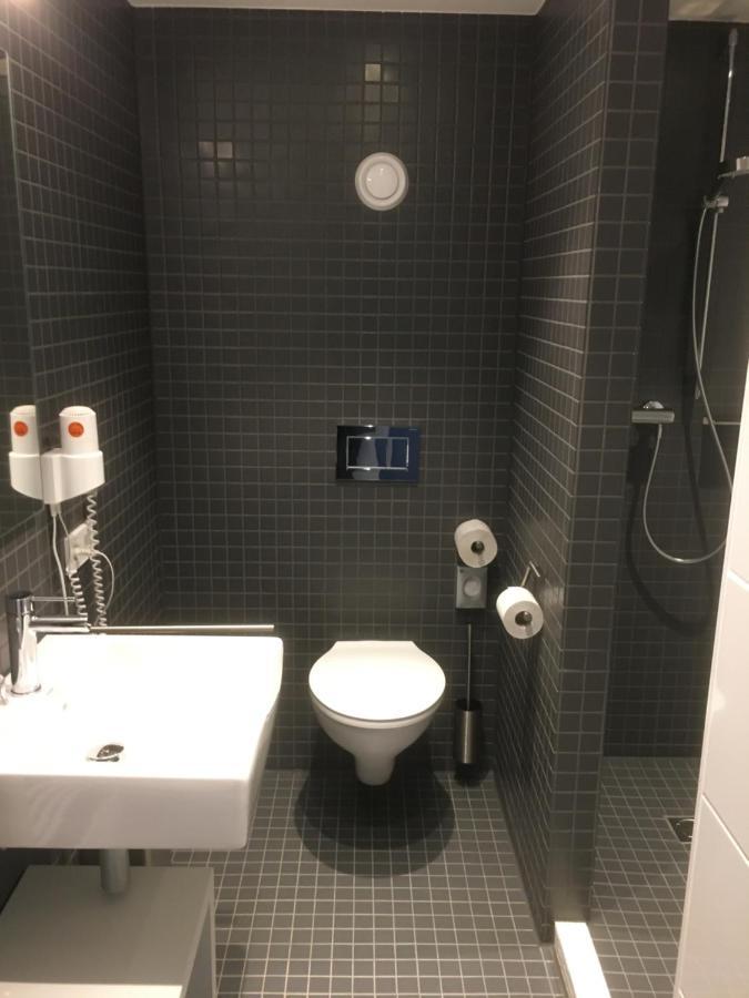 Evangelische Tagungsstaette Bad Boll Bagian luar foto