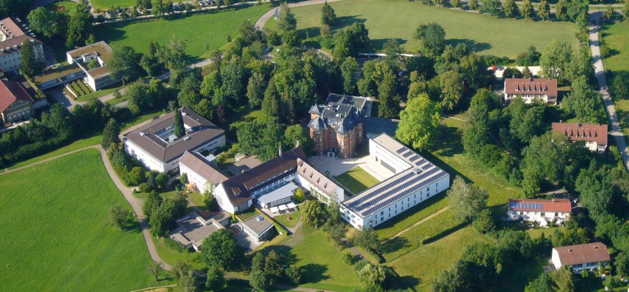 Evangelische Tagungsstaette Bad Boll Bagian luar foto