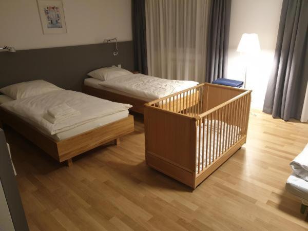 Evangelische Tagungsstaette Bad Boll Bagian luar foto